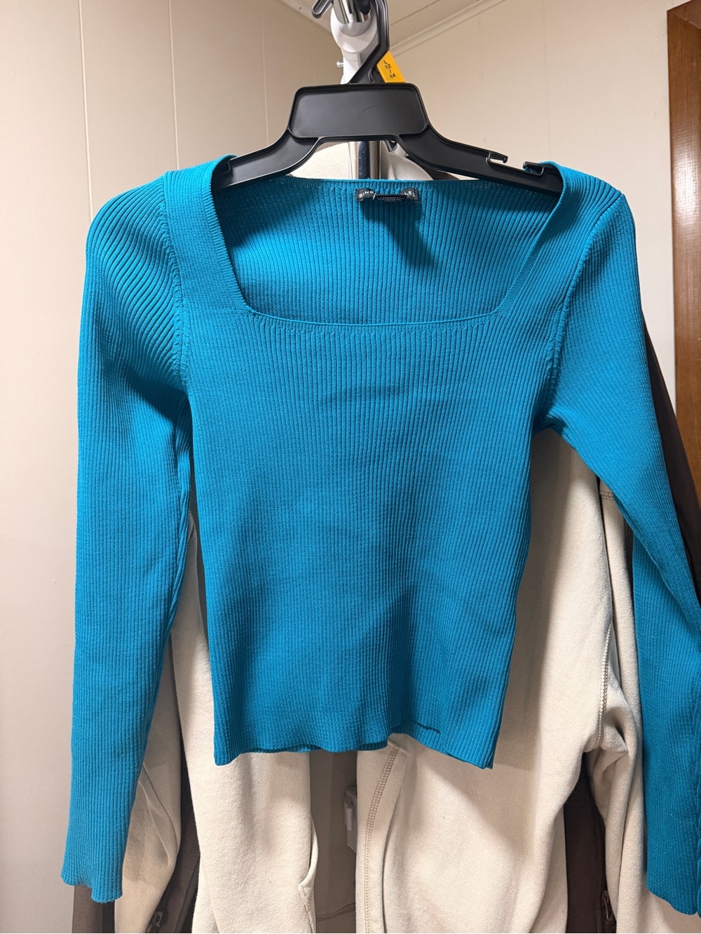 Sincerly Jules Turquoise Ribbed Long Sleeve Crop Top